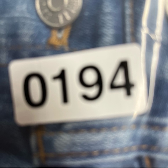 Madewell 2&x26 Cali Demi boot jeans chewed hem 0194 button front G0997 - Picture 13 of 13